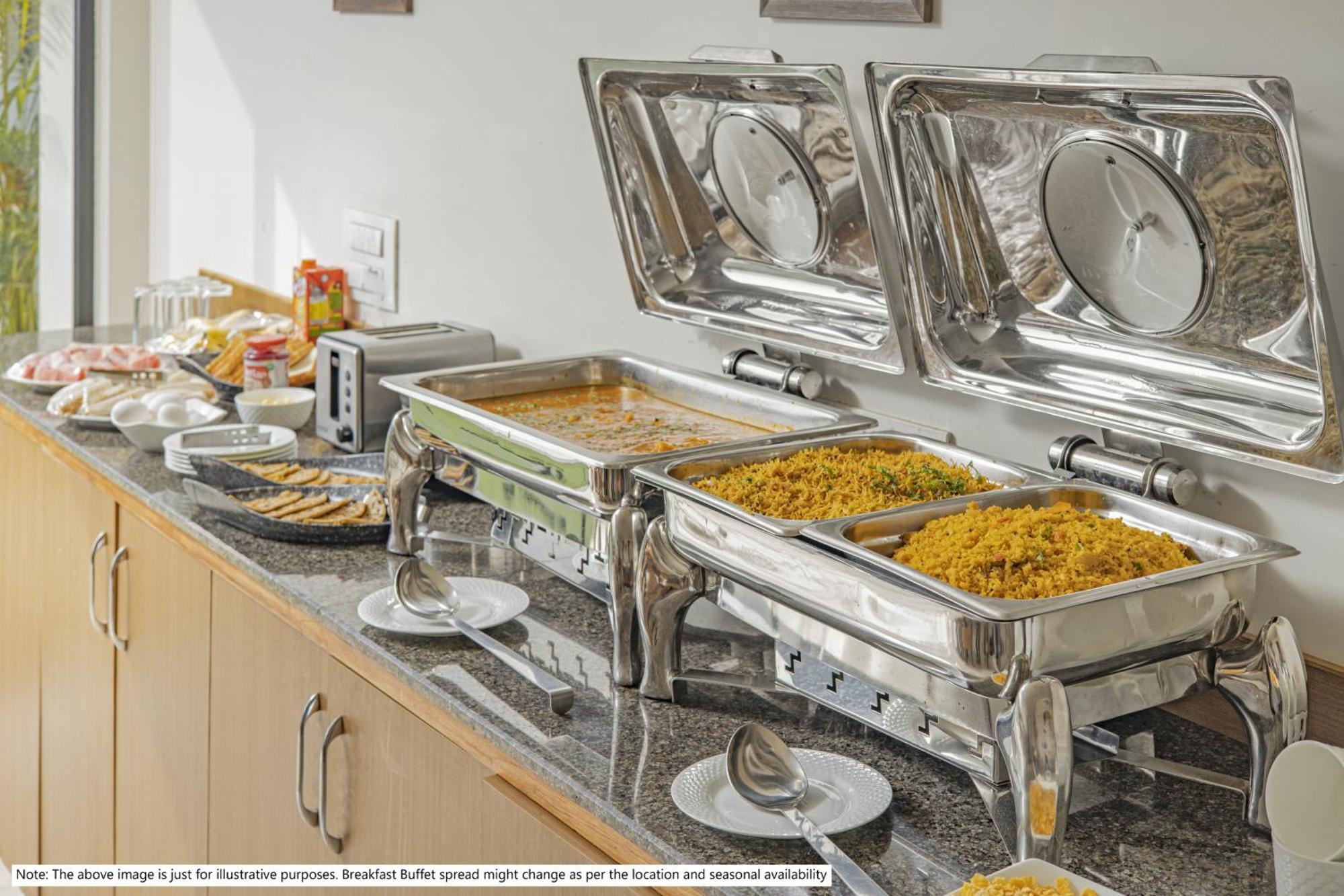 Itsy Hotels Anjali Mahal, 500 Mtrs From Mathura Railway Station Ngoại thất bức ảnh